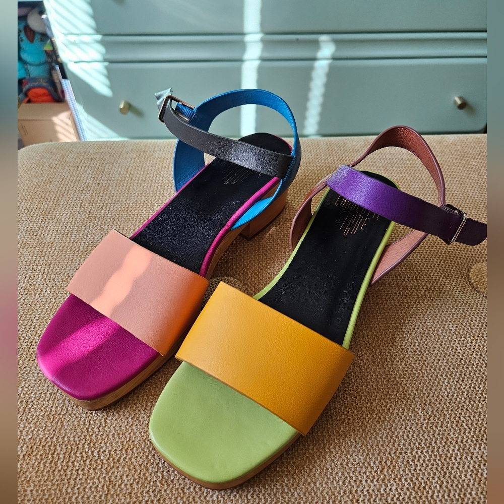 Charlotte Stone Allie in Nassau size 9 clog/sandal